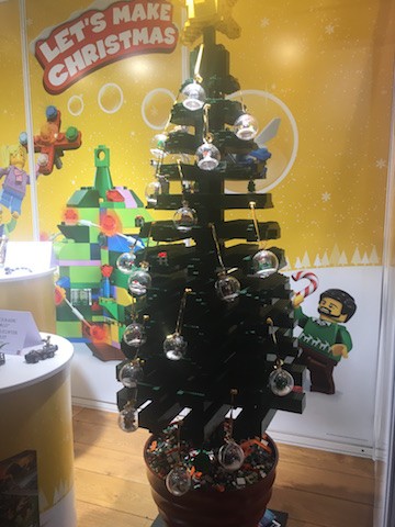 Dream Toys Christmas Tree
