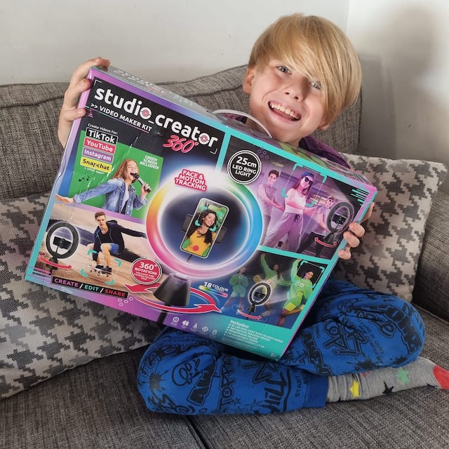 Studio Creator Kit from Canal Toys